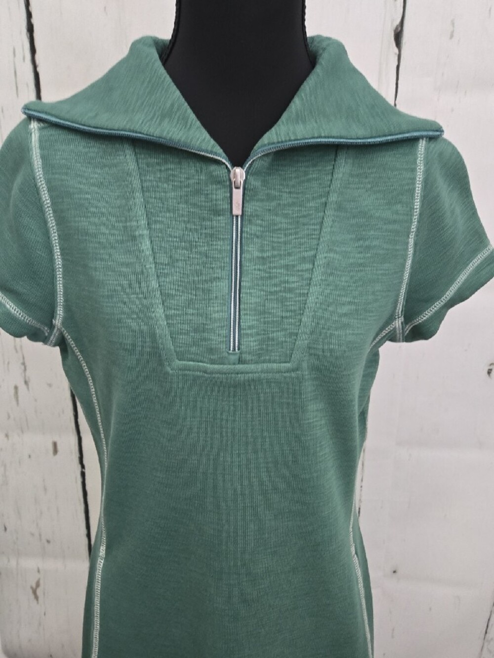 Tommy Bahama Green Zip-Front Short Sleeve Dress - Picture 7 of 14